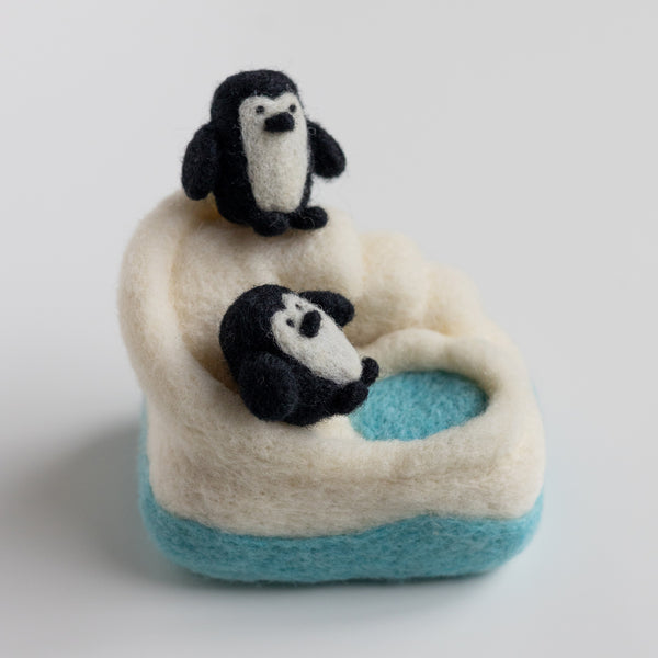 Penguin Playground Mini Needle Felting Kit– Felted Sky